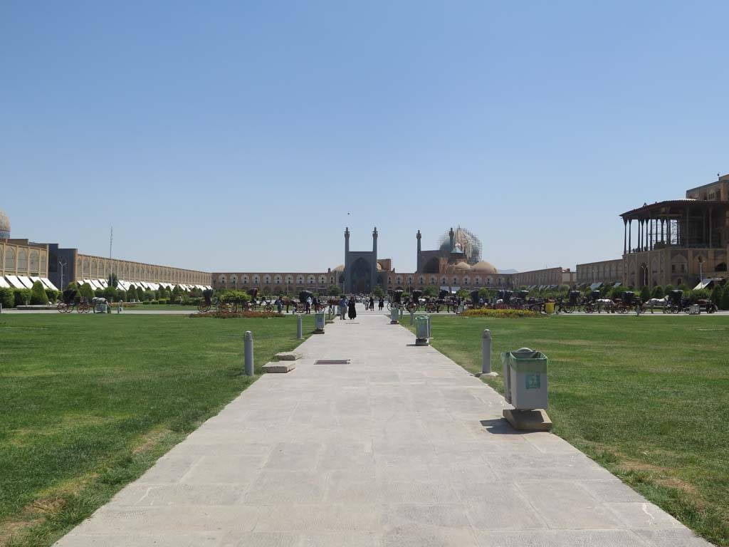 Naqsh-e Jahan Square, Esfahan
